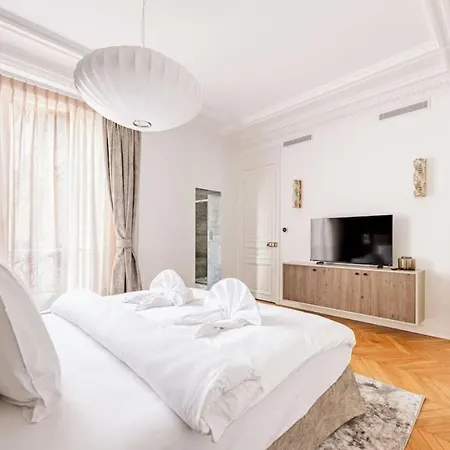 Sehr Zentrale Unterkunft Mit Wohlfuehlfaktor Apartment *